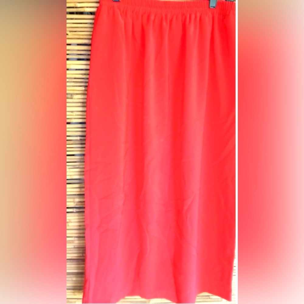 Stephanie Thomas 14 Vintage Workwear Straight Midi Skirt Plus in Burnt Orange